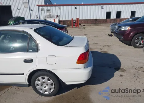 1998 Honda Civic Lx из США, поврежденный, VIN 1HGEJ6672WL054385